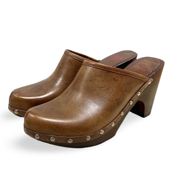 Tommy Hilfiger Brown Leather Studded Brazilian Platform Clogs Size 8.5 - Picture 3 of 6